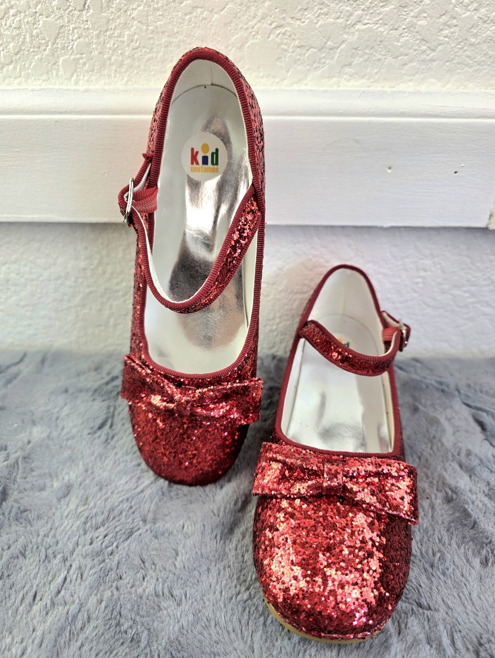 Dorothy's Red Ruby Slippers For Kids Size 3 - Picture 2 of 11